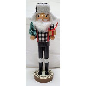 Black Plaid Woodsman Farmhouse 14" Christmas Nutcracker w/Tree and Present 2021